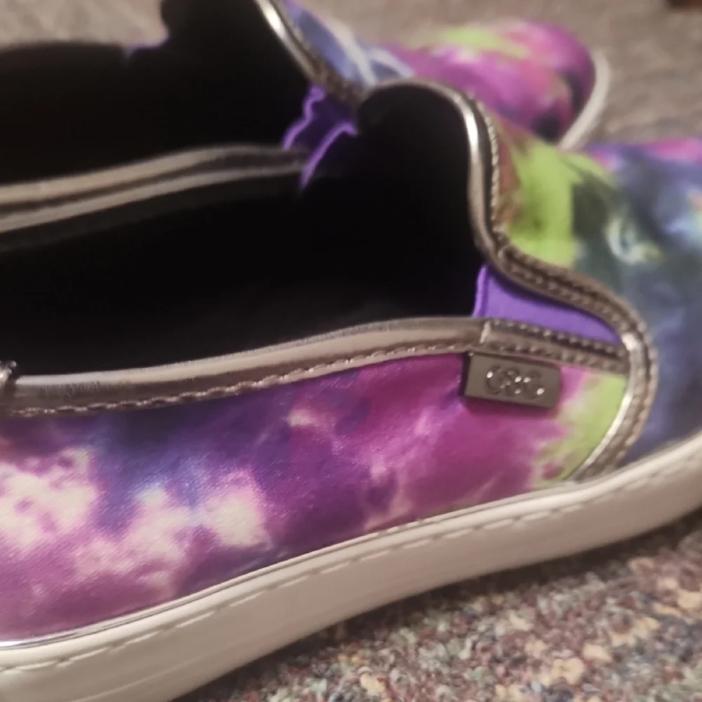 Summer 60% Off Sale CBG Los Angeles Guess Tie-Dye Slip-On Sneakers